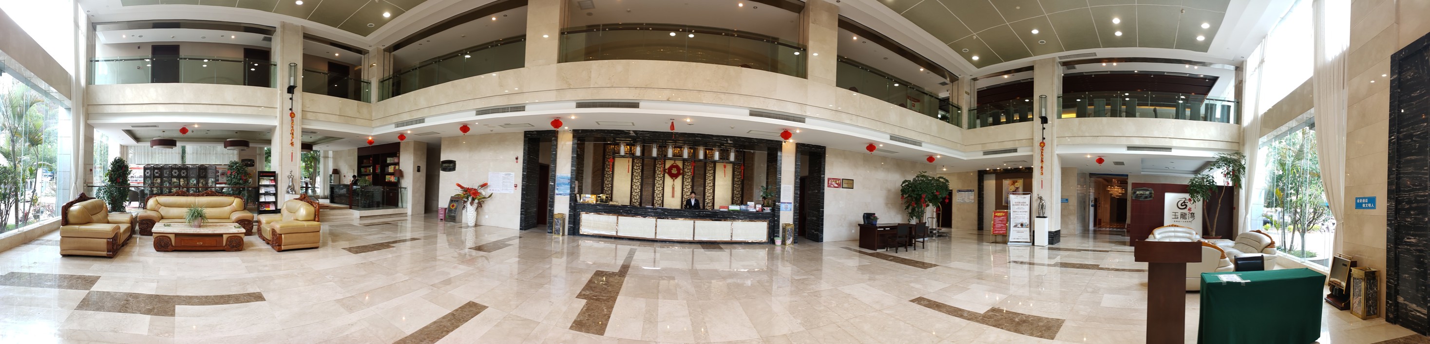 Yulongwan Hotel 3*