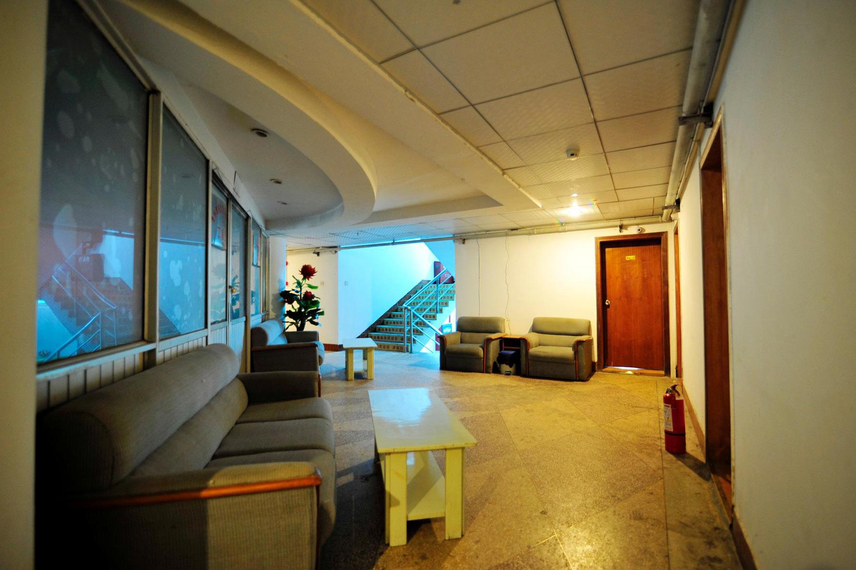 Guiyang Keyuan Hotel (Wudang Xintianzhai Branch) 2*
