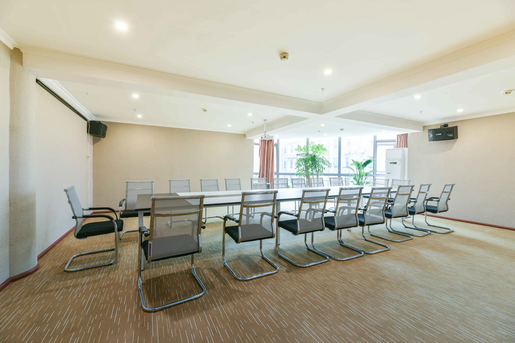 Guiyang Keyuan Hotel (Wudang Xintianzhai Branch) 2*