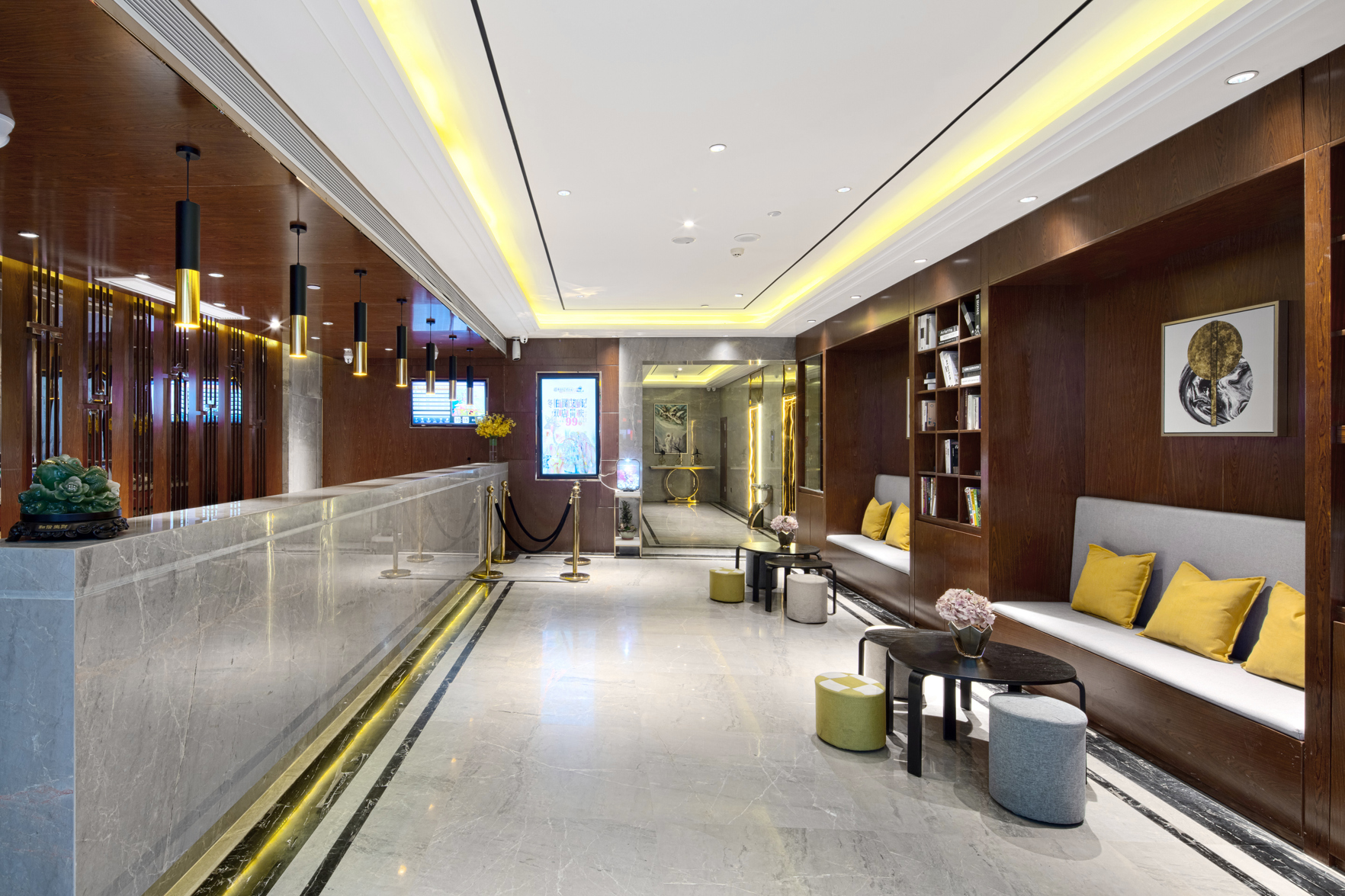 Yitel Hotel 3*