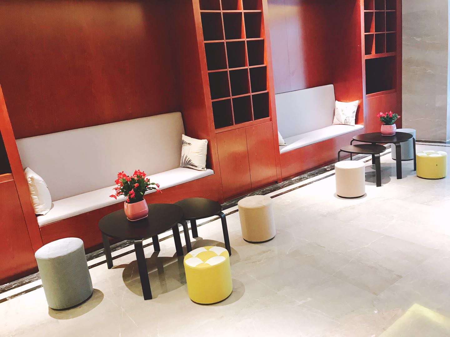 Yitel Hotel 3*