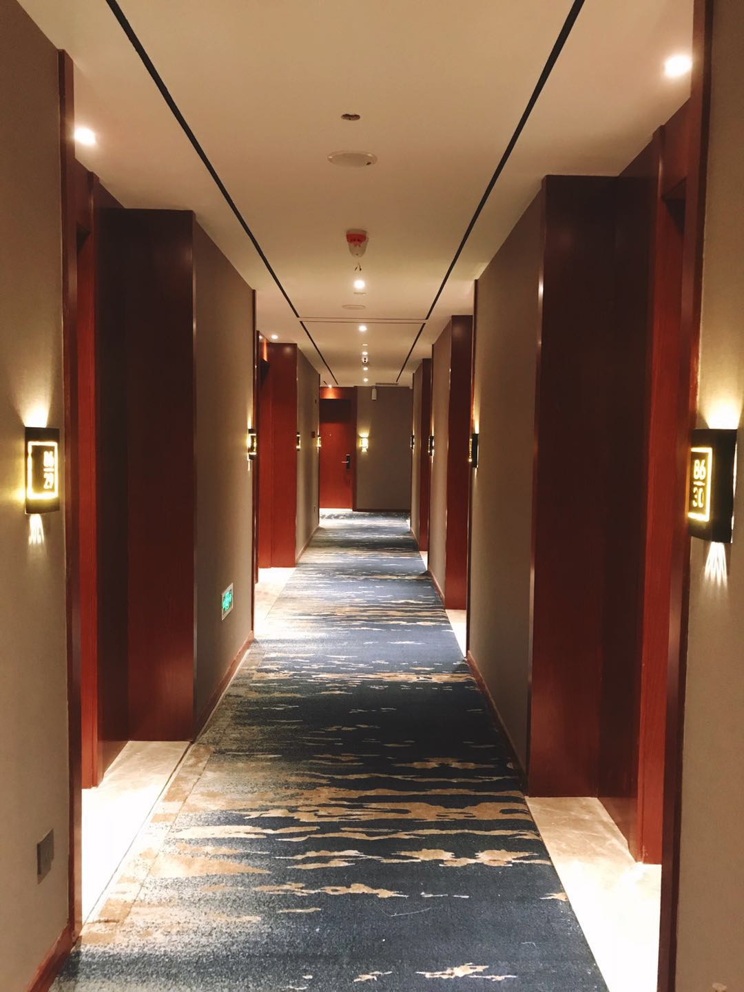 Yitel Hotel 3*