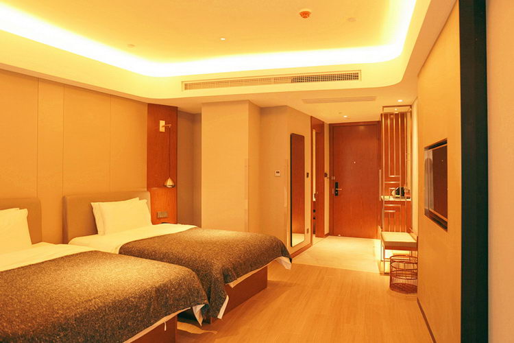Yitel Hotel 3*