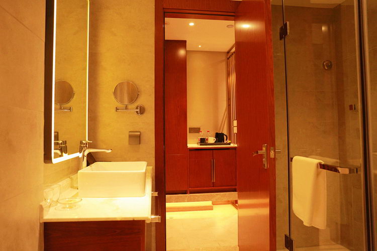 Yitel Hotel 3*