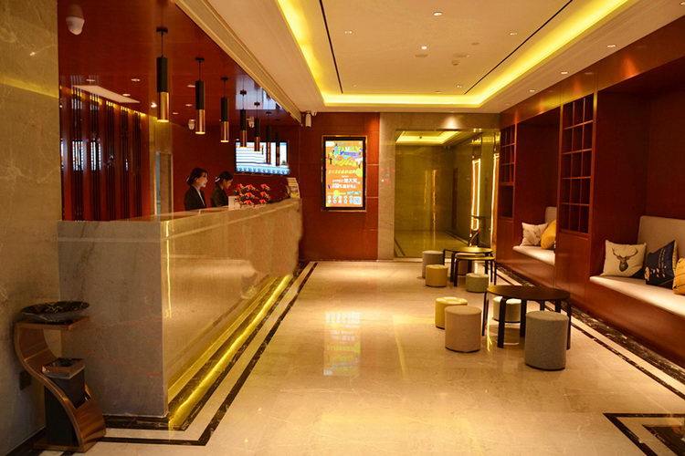 Yitel Hotel 3*