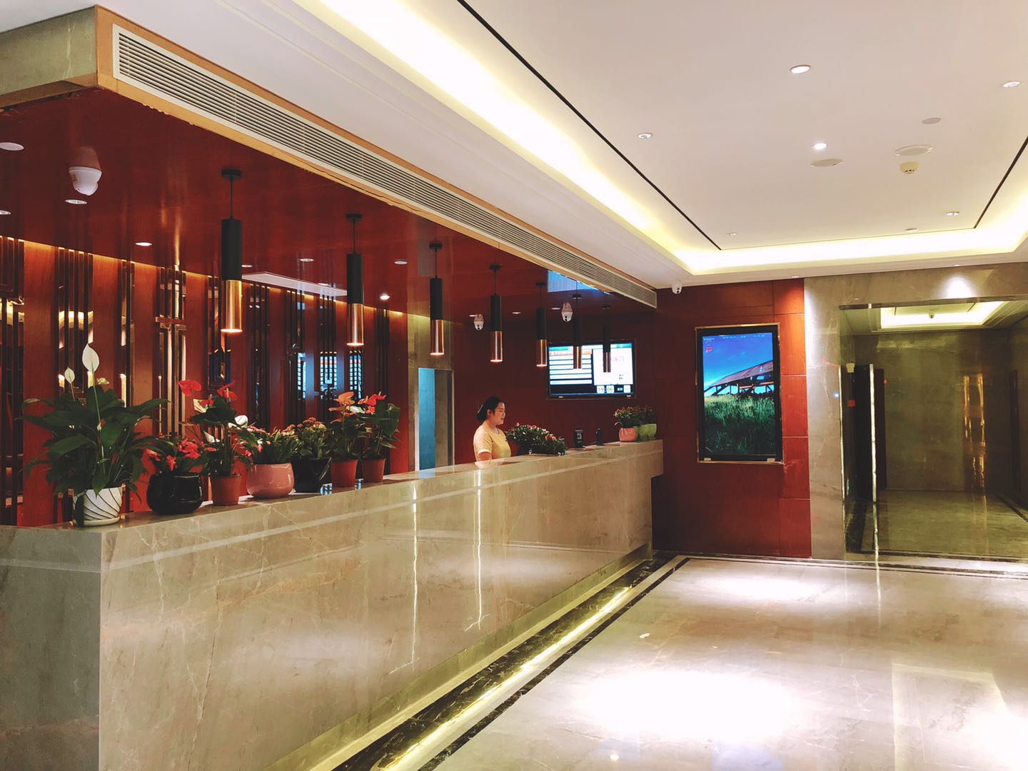 Yitel Hotel 3*