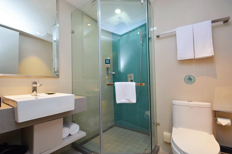 Homeinn Selected Hotel (Guiyang Huaxi Park Guizhou University) 3*