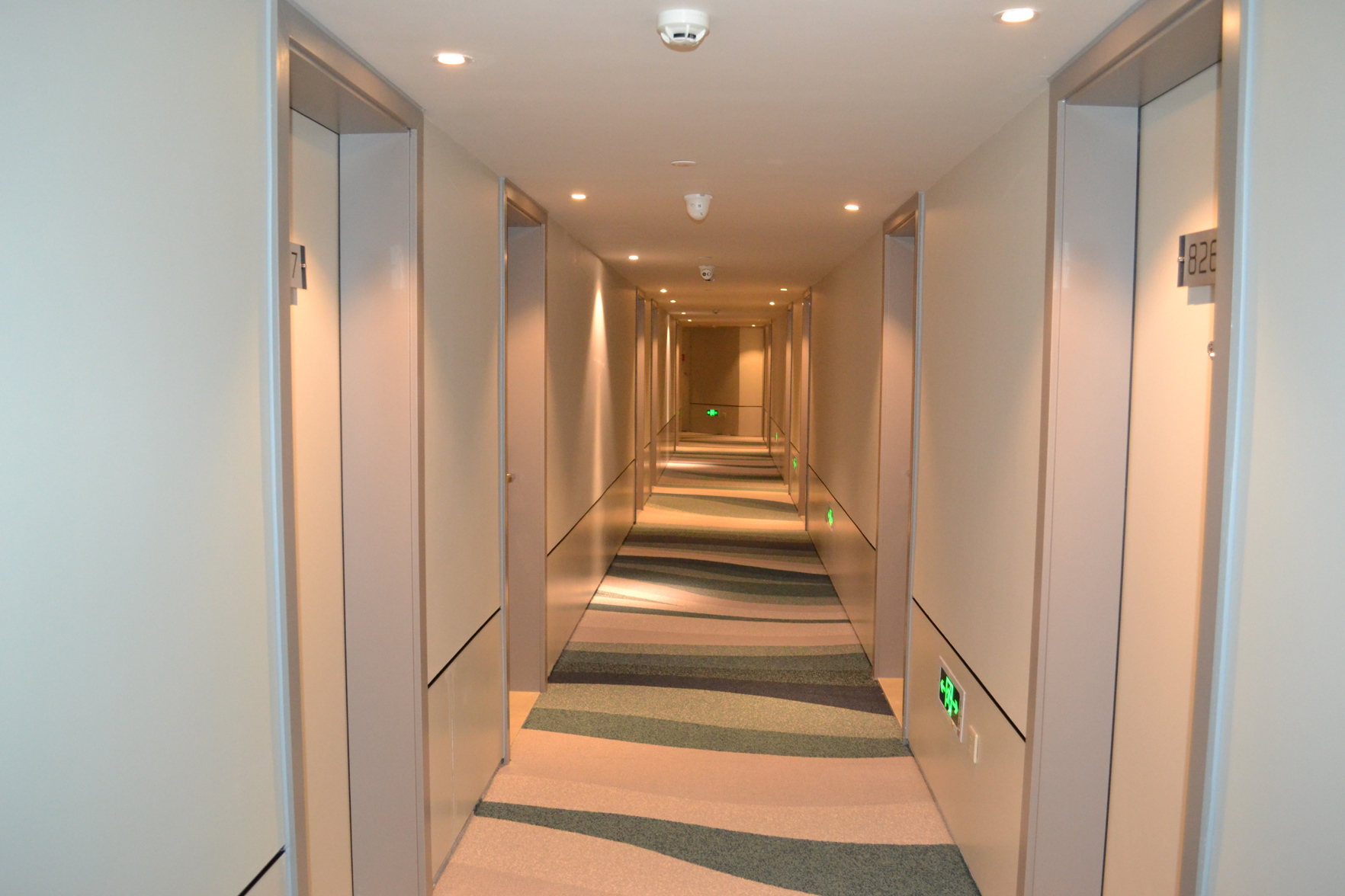 Homeinn Selected Hotel (Guiyang Huaxi Park Guizhou University) 3*