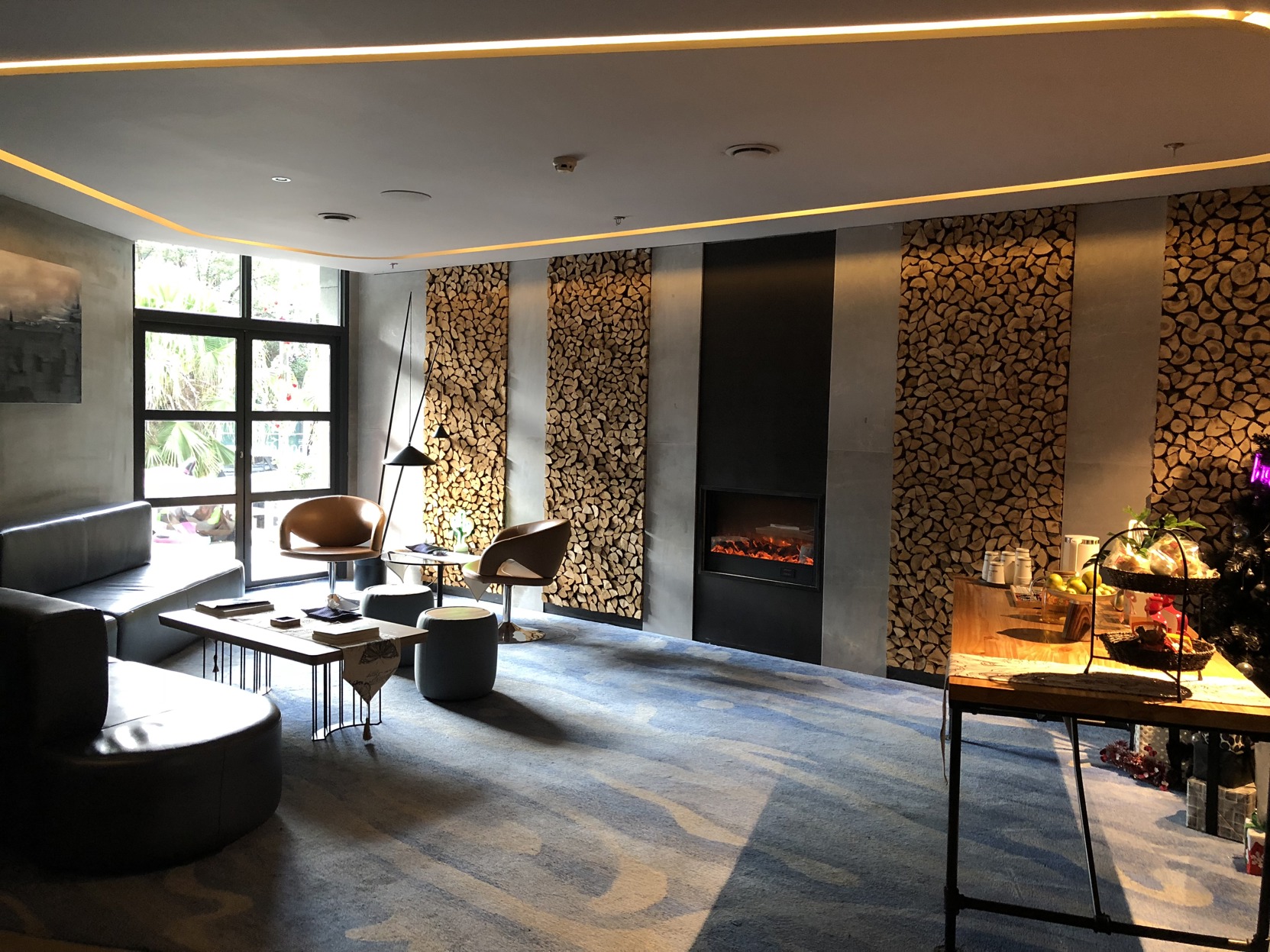 Black Hotel 3*