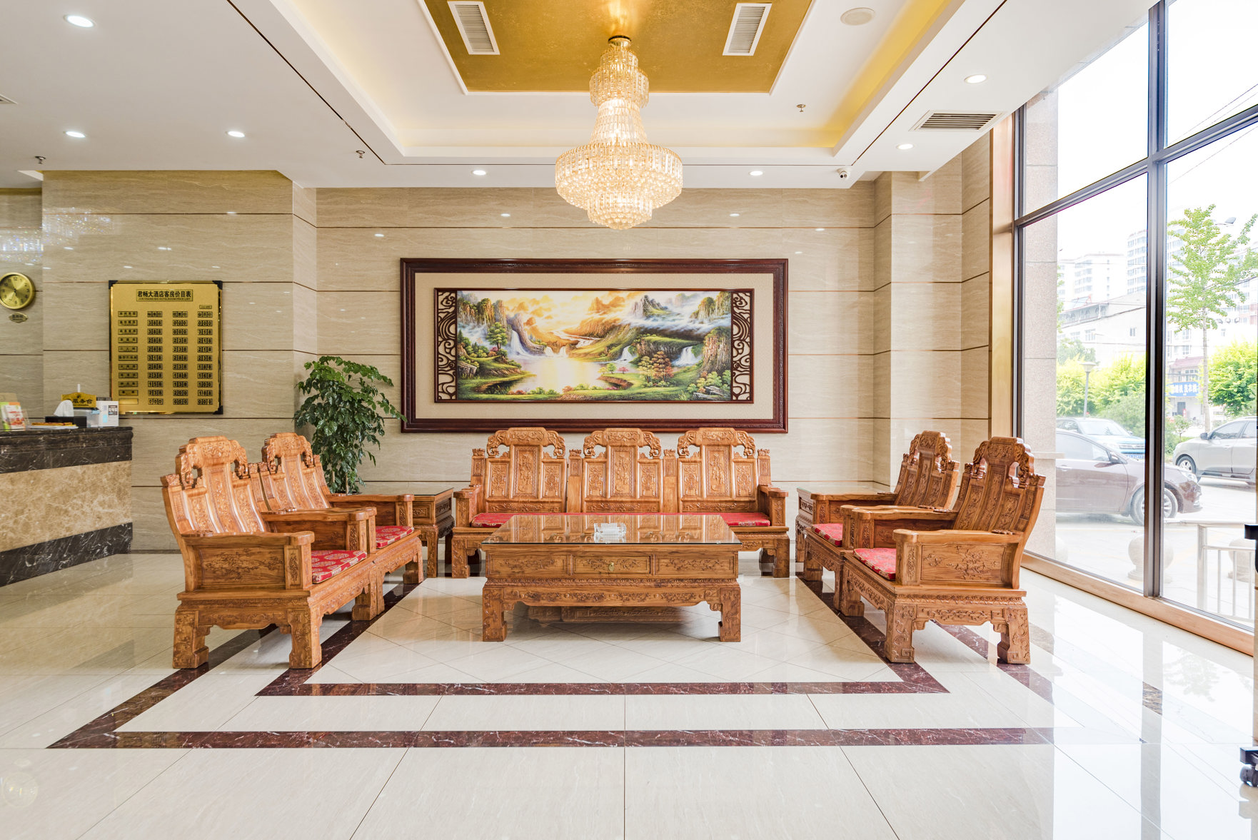 Junchang Hotel 3*