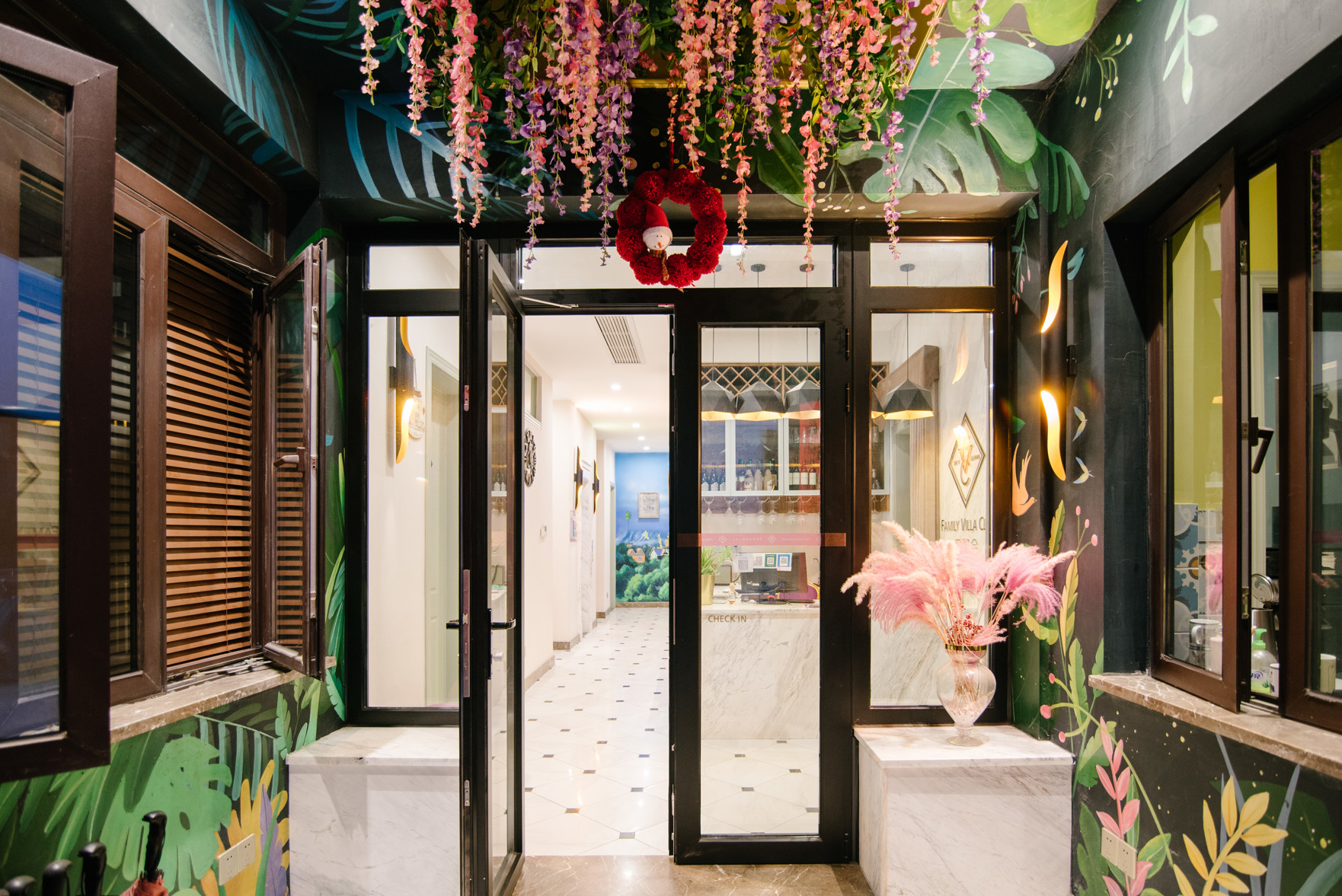 Floral Hotel · Nanjing Jiashuhui Boutique hotel (Qinhuai River Confucius Temple Laomen East Branch) 0*