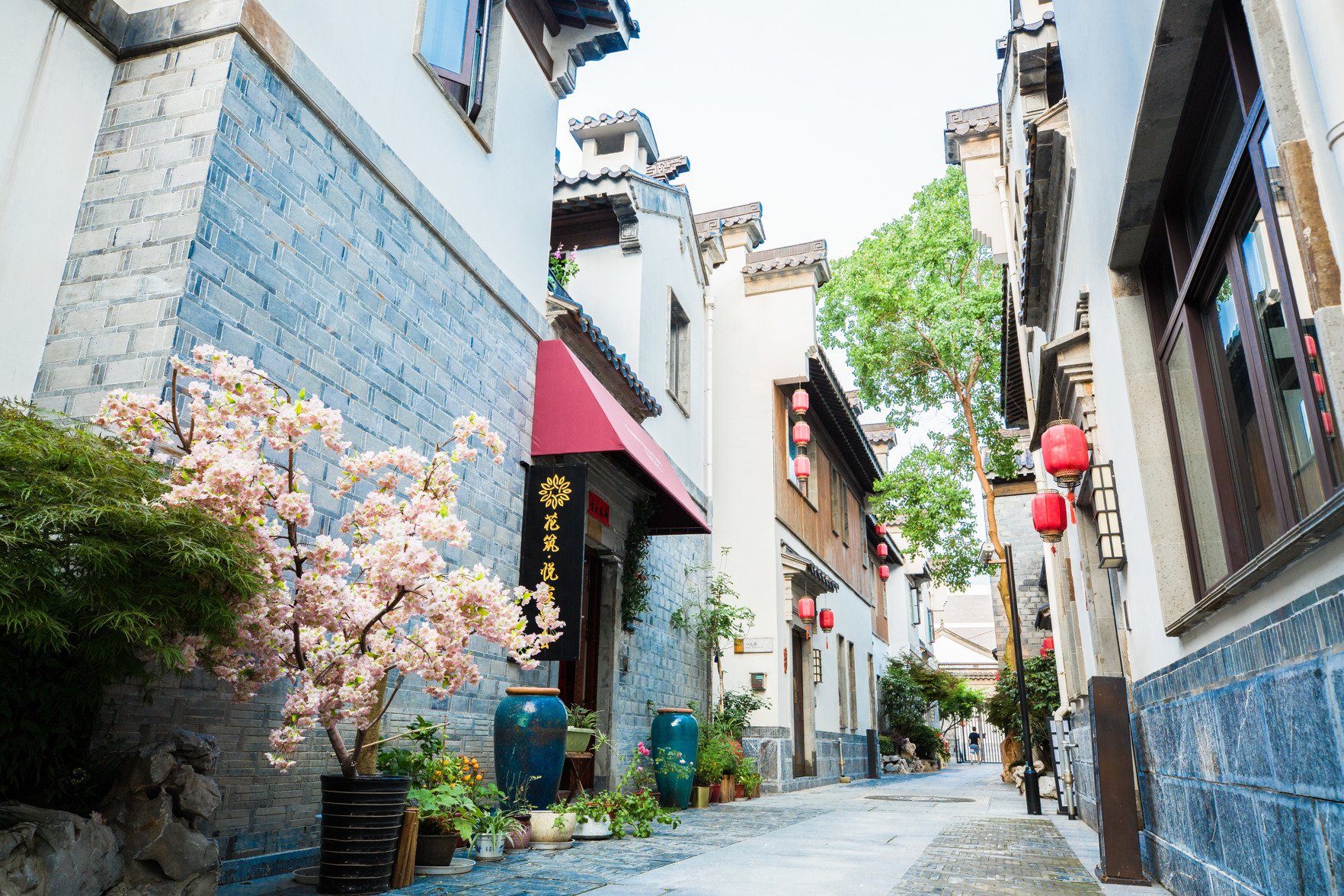 Floral Hotel · Nanjing Jiashuhui Boutique hotel (Qinhuai River Confucius Temple Laomen East Branch) 0*
