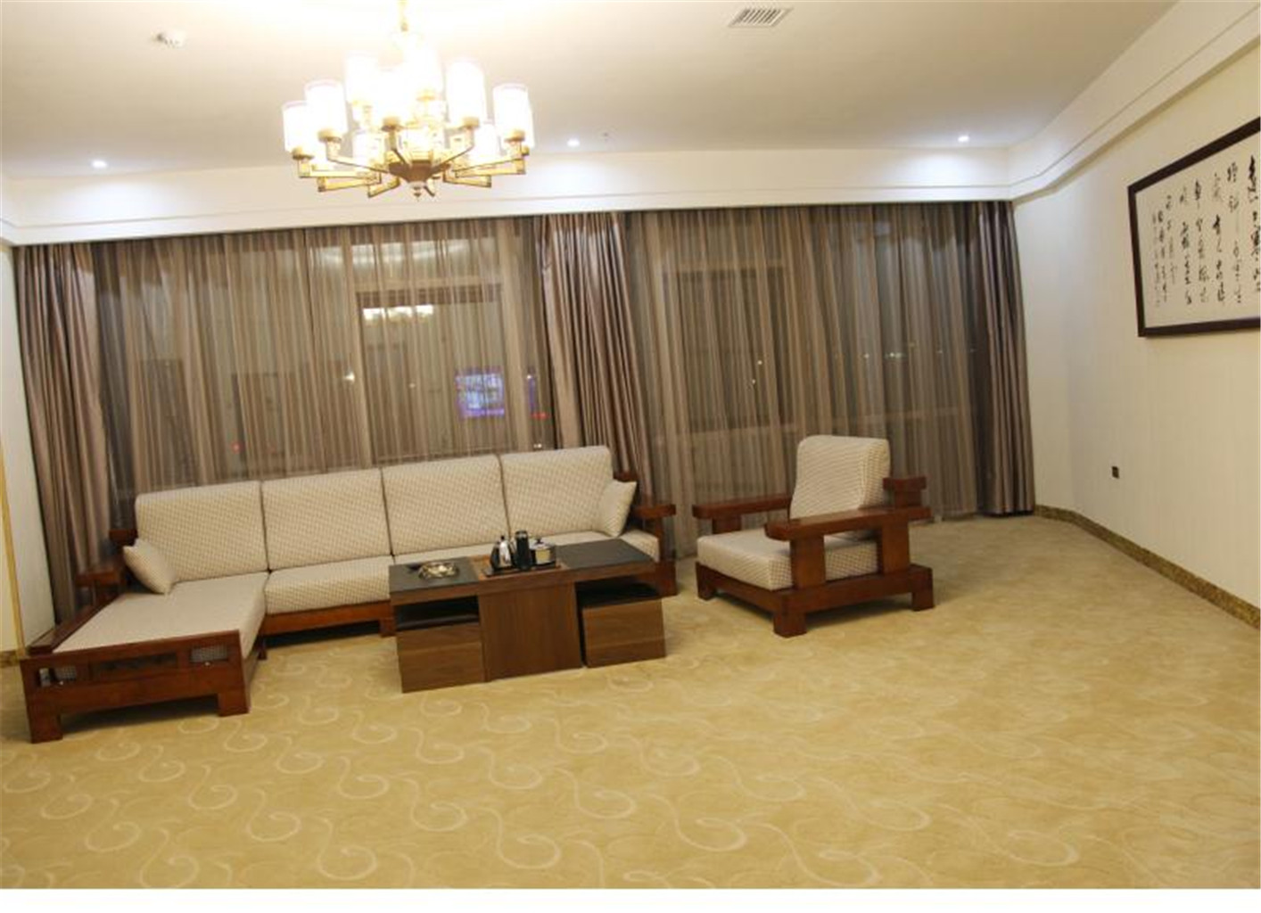 AiDePinYue Hotel (ZhangzhouXinzheng International Airport) 3*