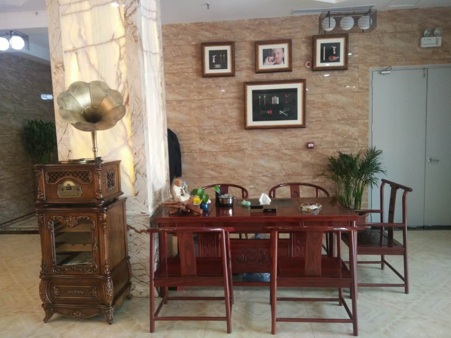 AiDePinYue Hotel (ZhangzhouXinzheng International Airport) 3*