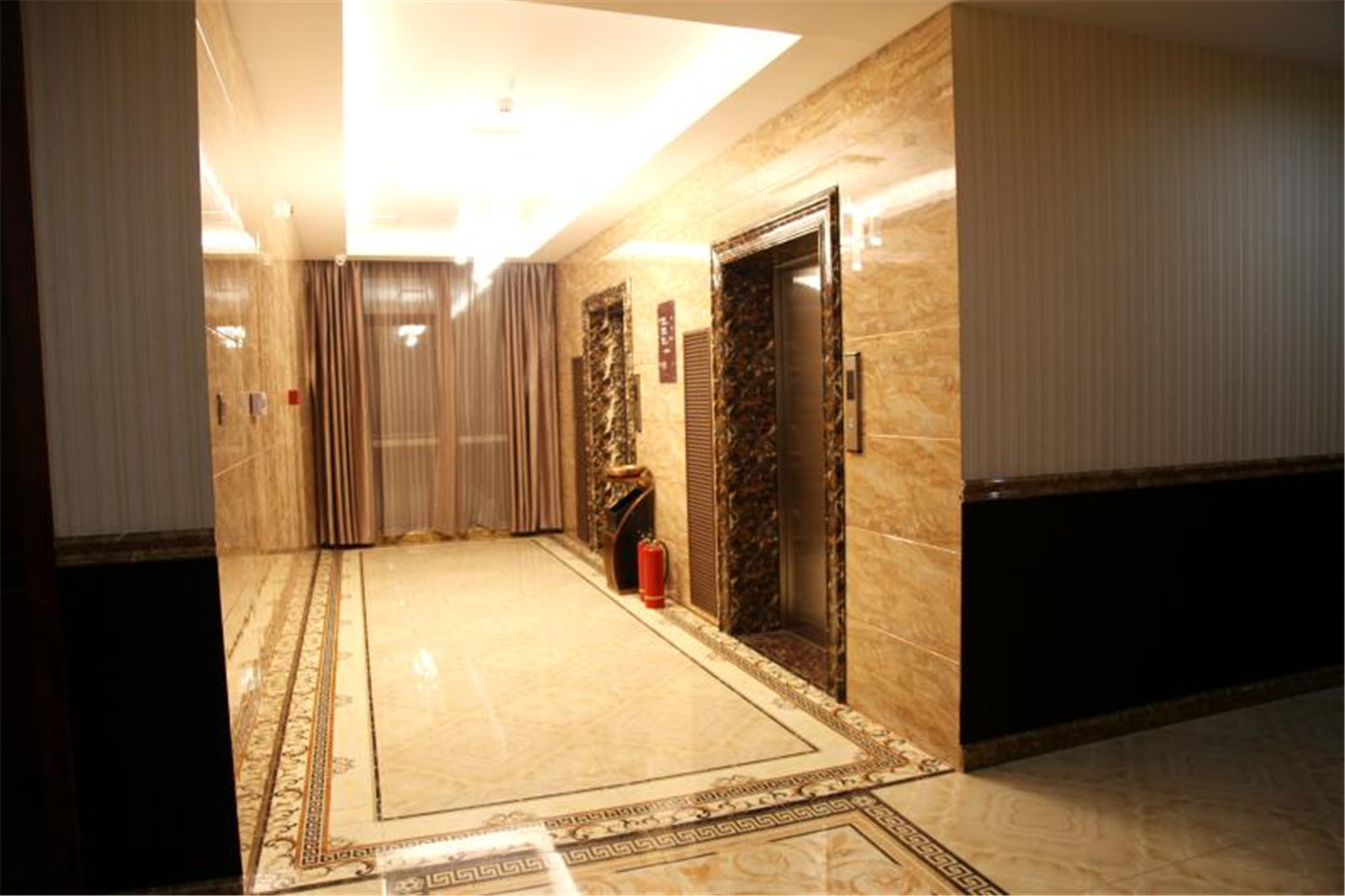AiDePinYue Hotel (ZhangzhouXinzheng International Airport) 3*