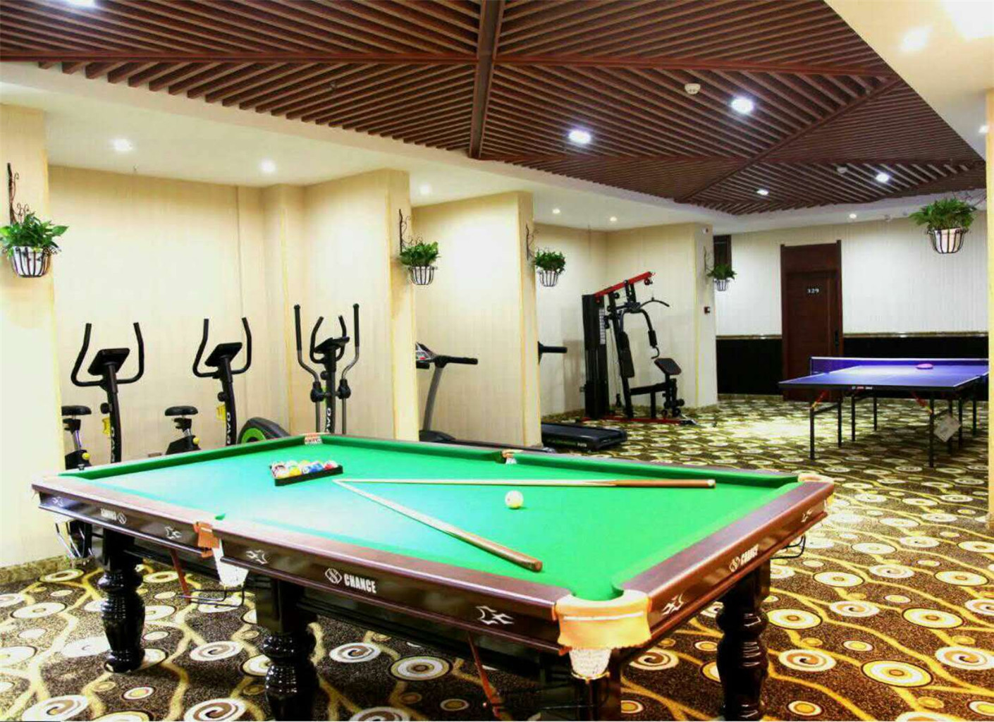 AiDePinYue Hotel (ZhangzhouXinzheng International Airport) 3*