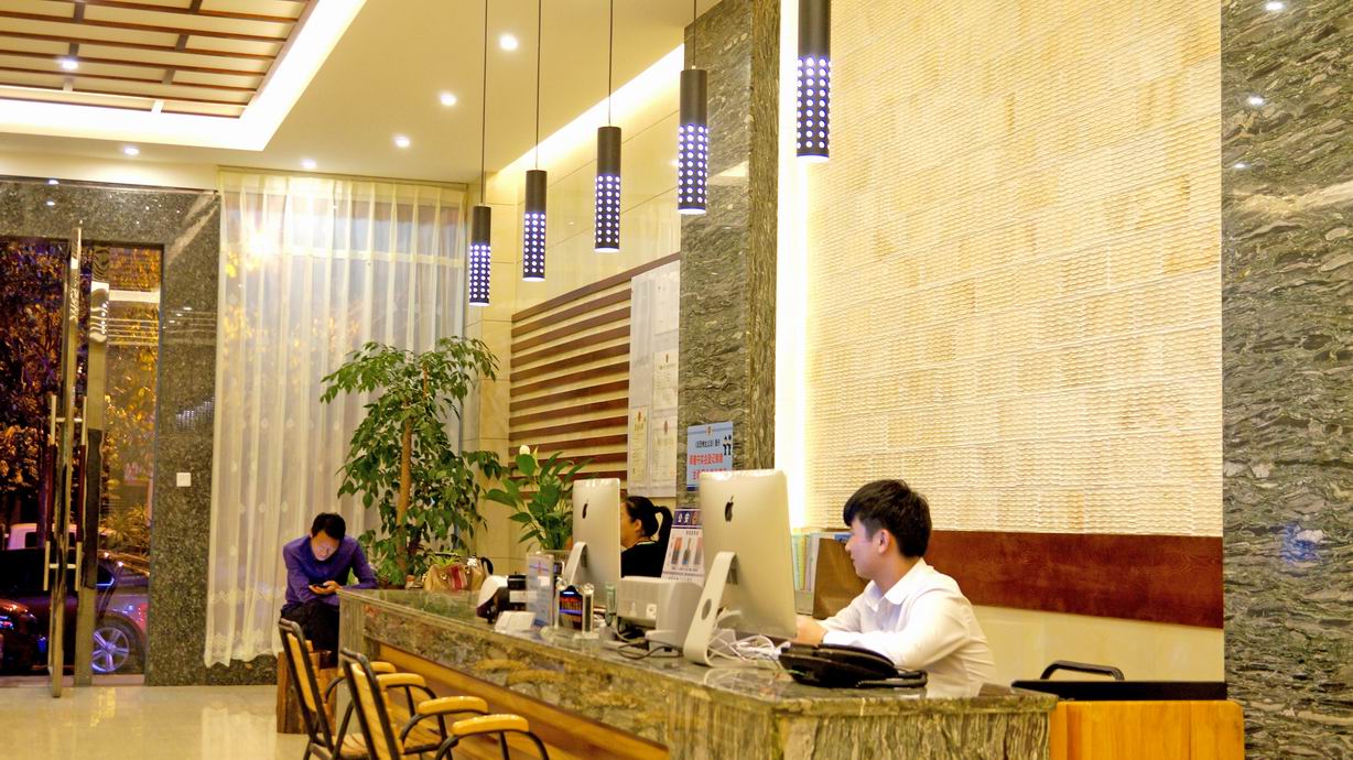 Manlin Hotel 3*