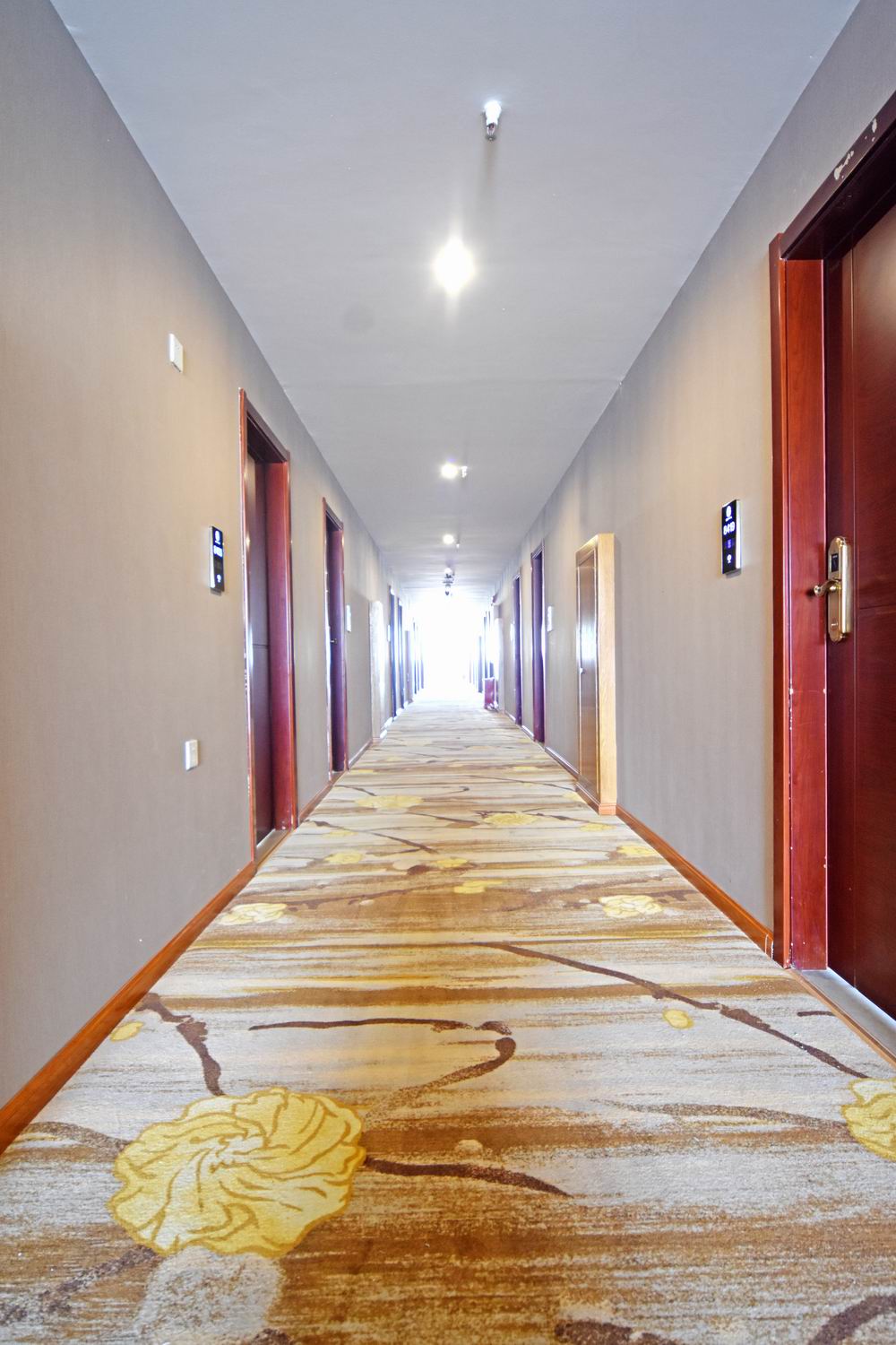 Manlin Hotel 3*