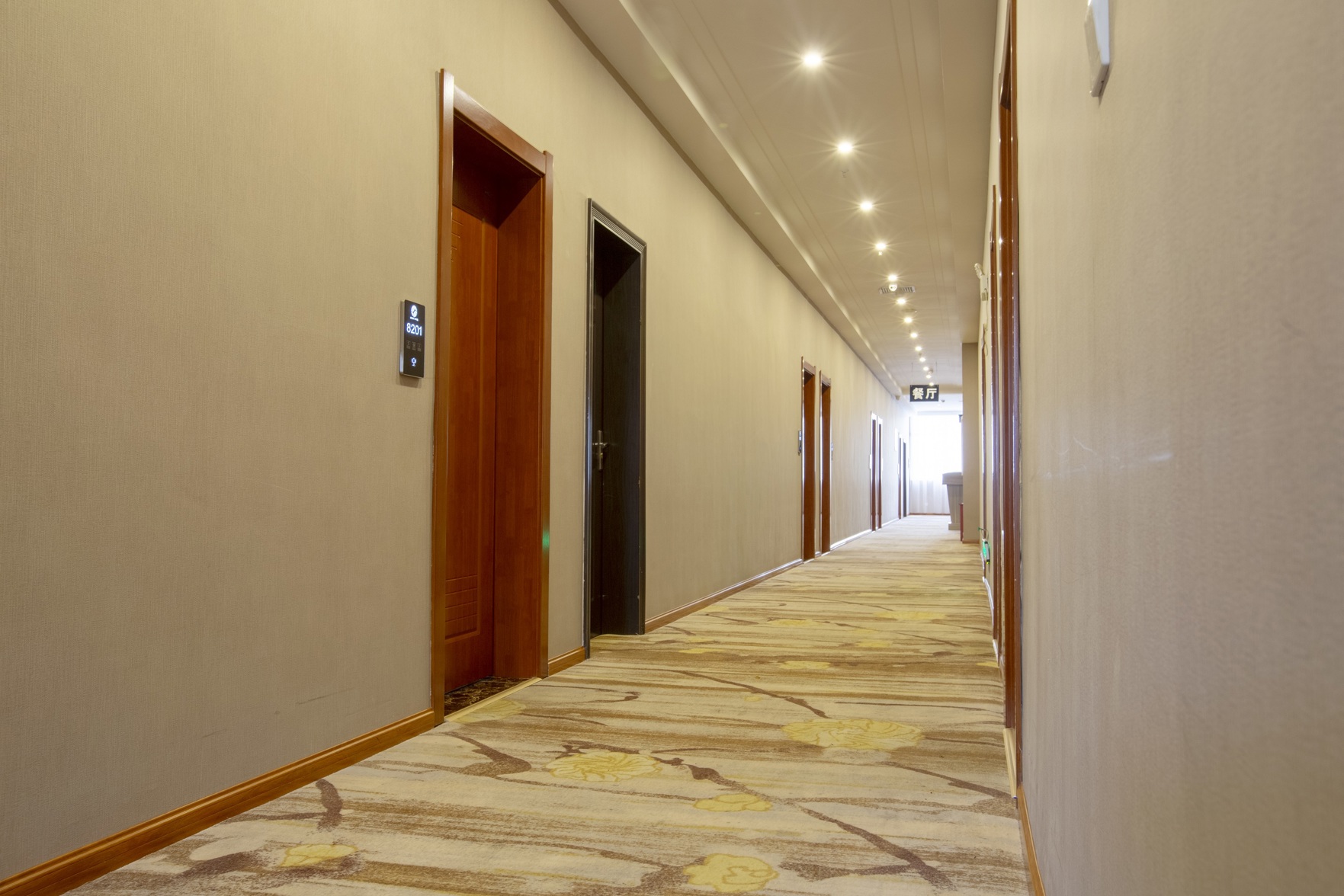 Manlin Hotel 3*
