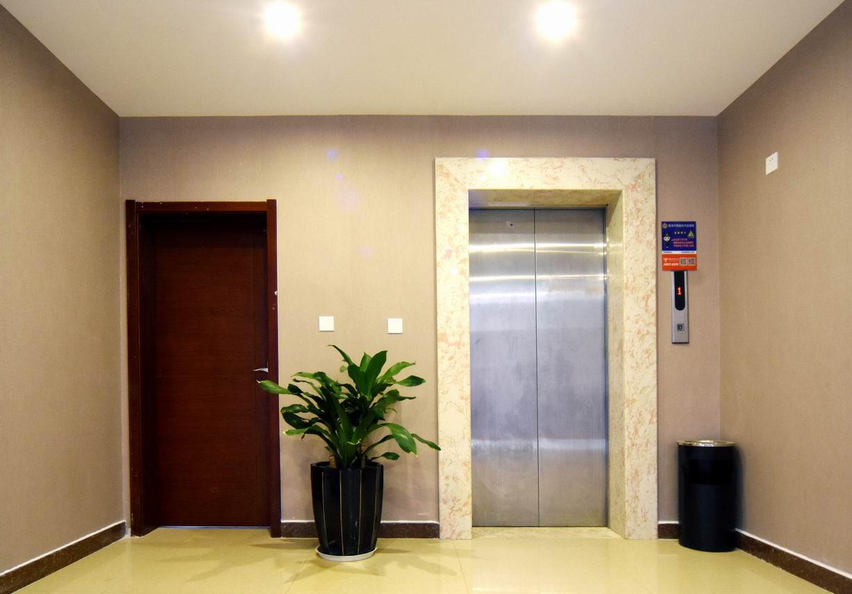 Manlin Hotel 3*