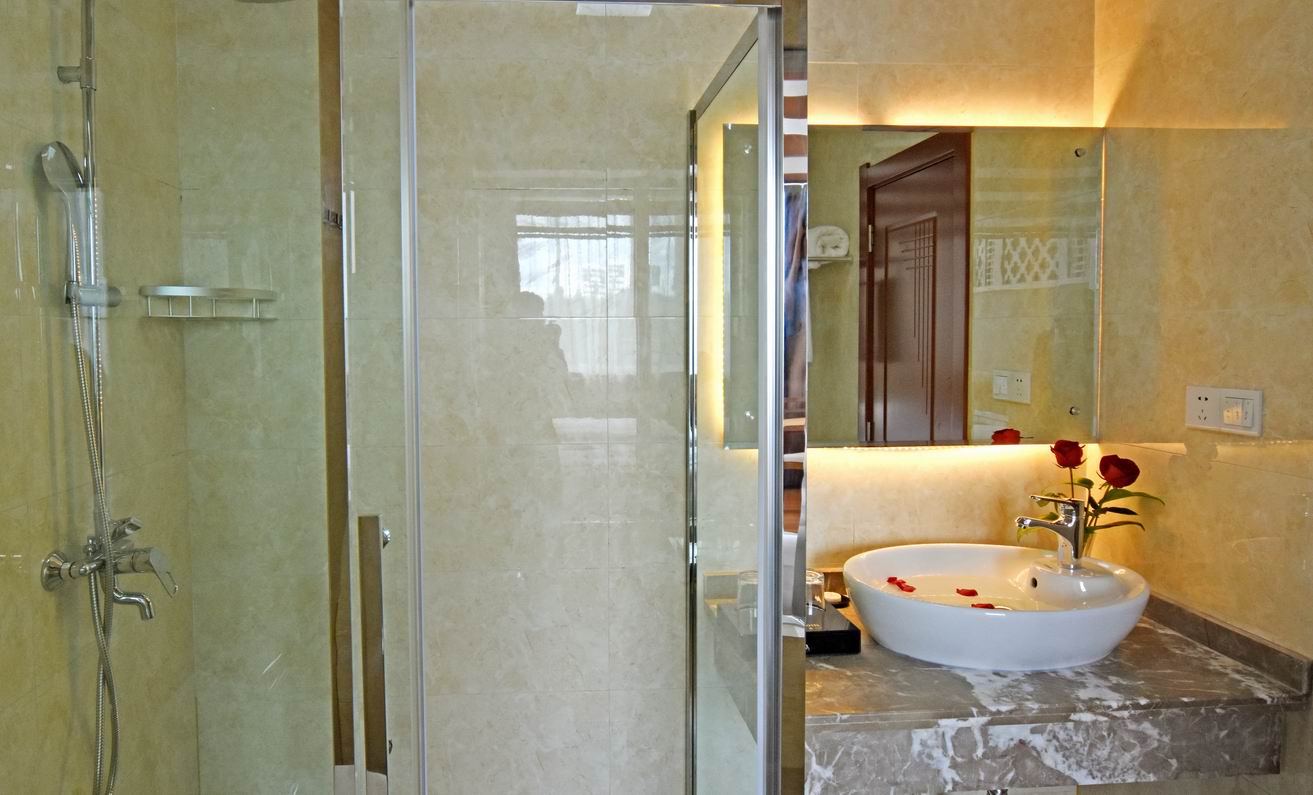Manlin Hotel 3*