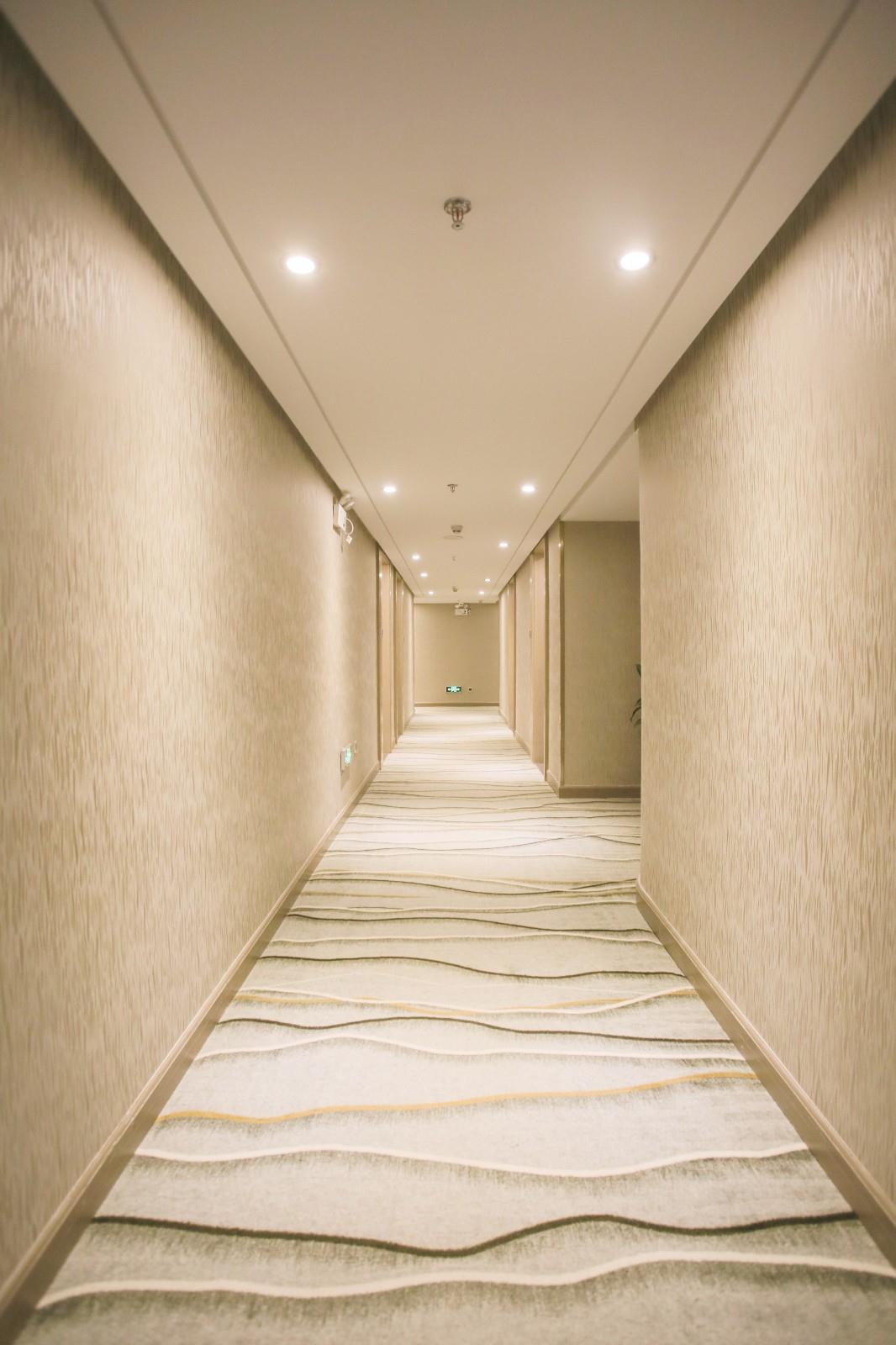B.Free No.1 Hotel 2*