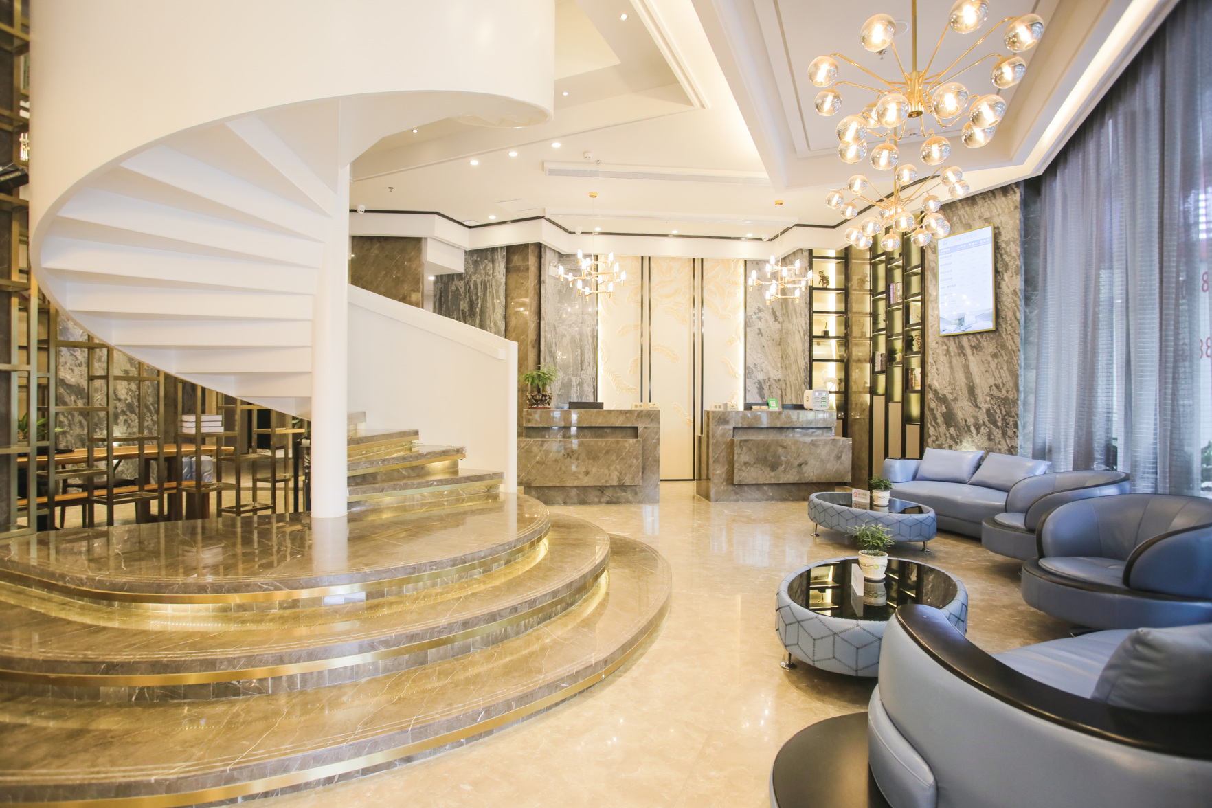 B.Free No.1 Hotel 2*