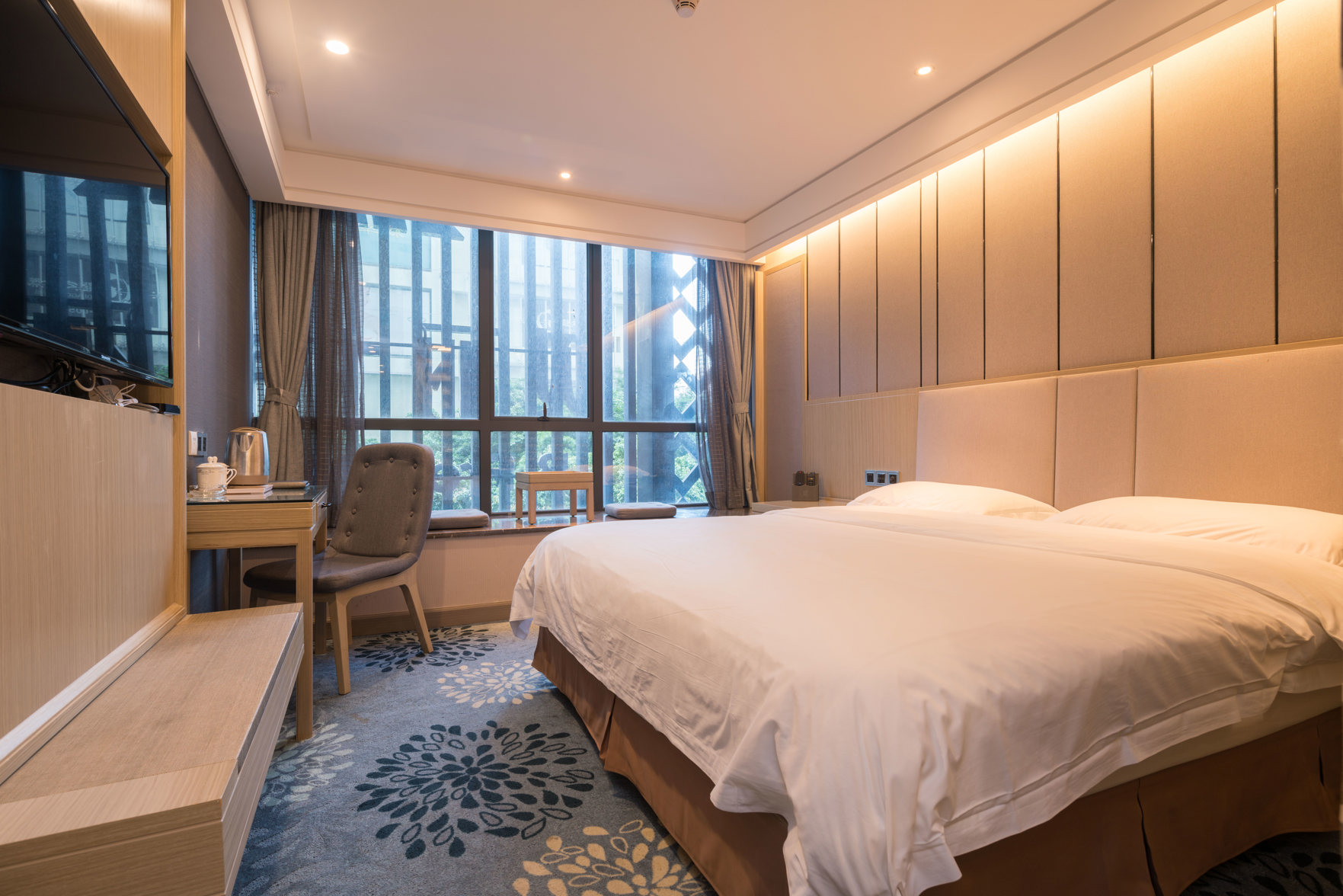 B.Free No.1 Hotel 2*