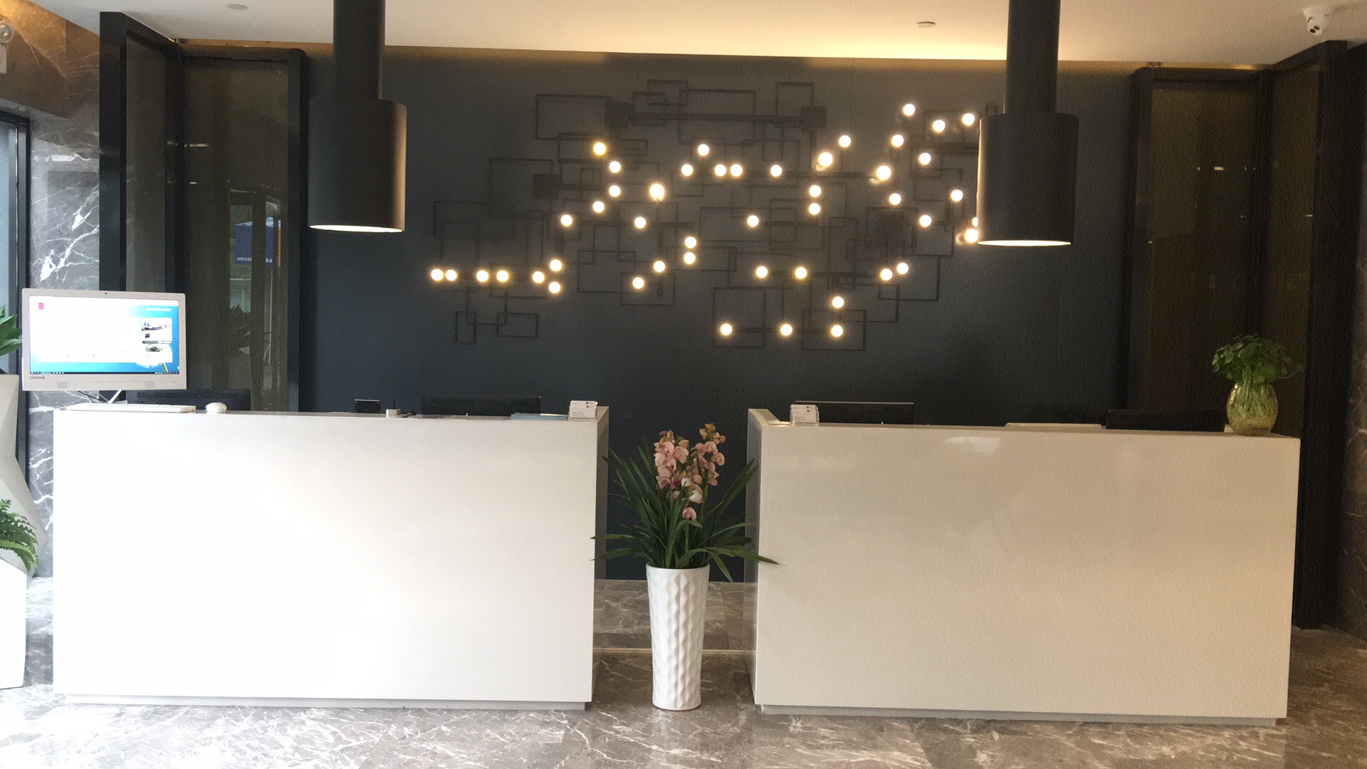 Echarm Hotel (Qingxiu Mountain Store) 3*