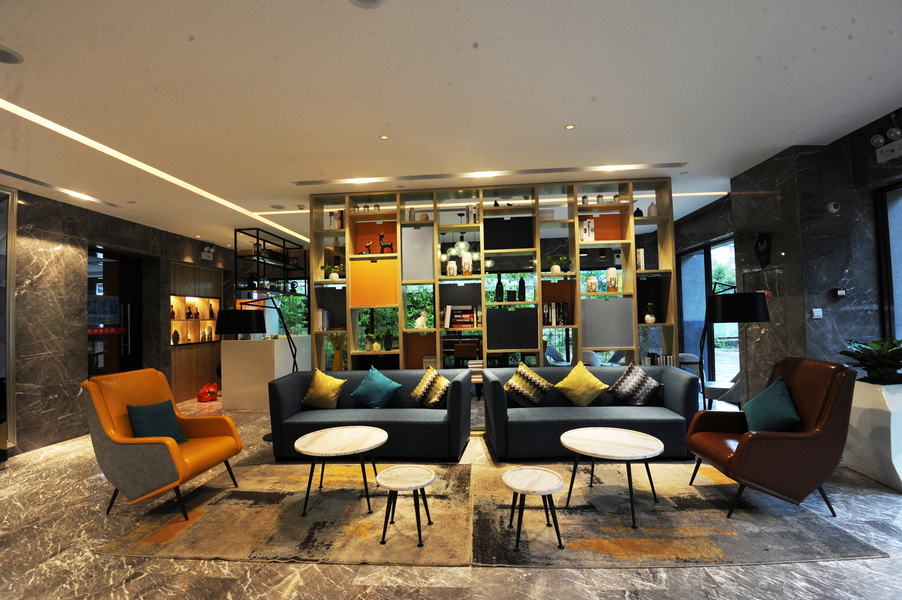 Echarm Hotel (Qingxiu Mountain Store) 3*