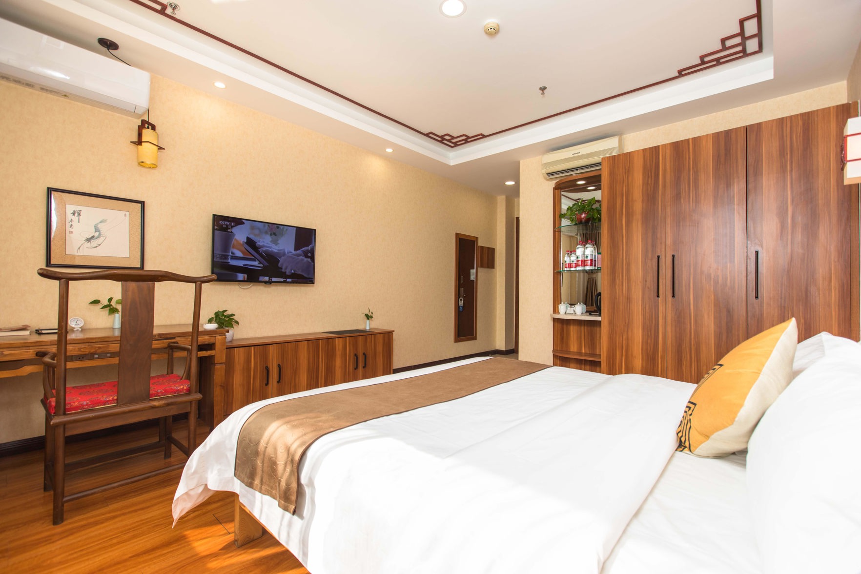 Home Culture Hotel (Shenyang North Railway Station North Square) 3*