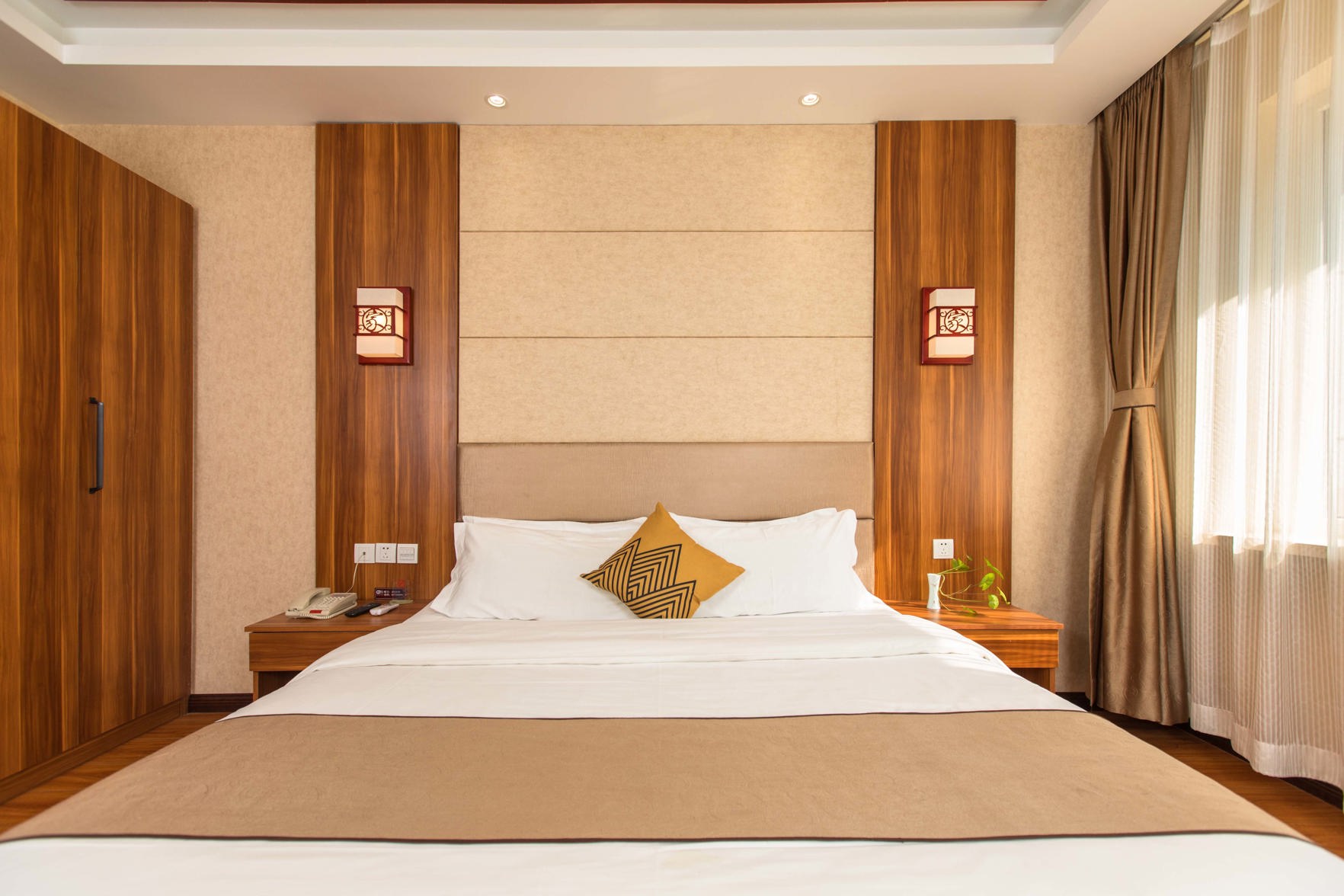 Home Culture Hotel (Shenyang North Railway Station North Square) 3*