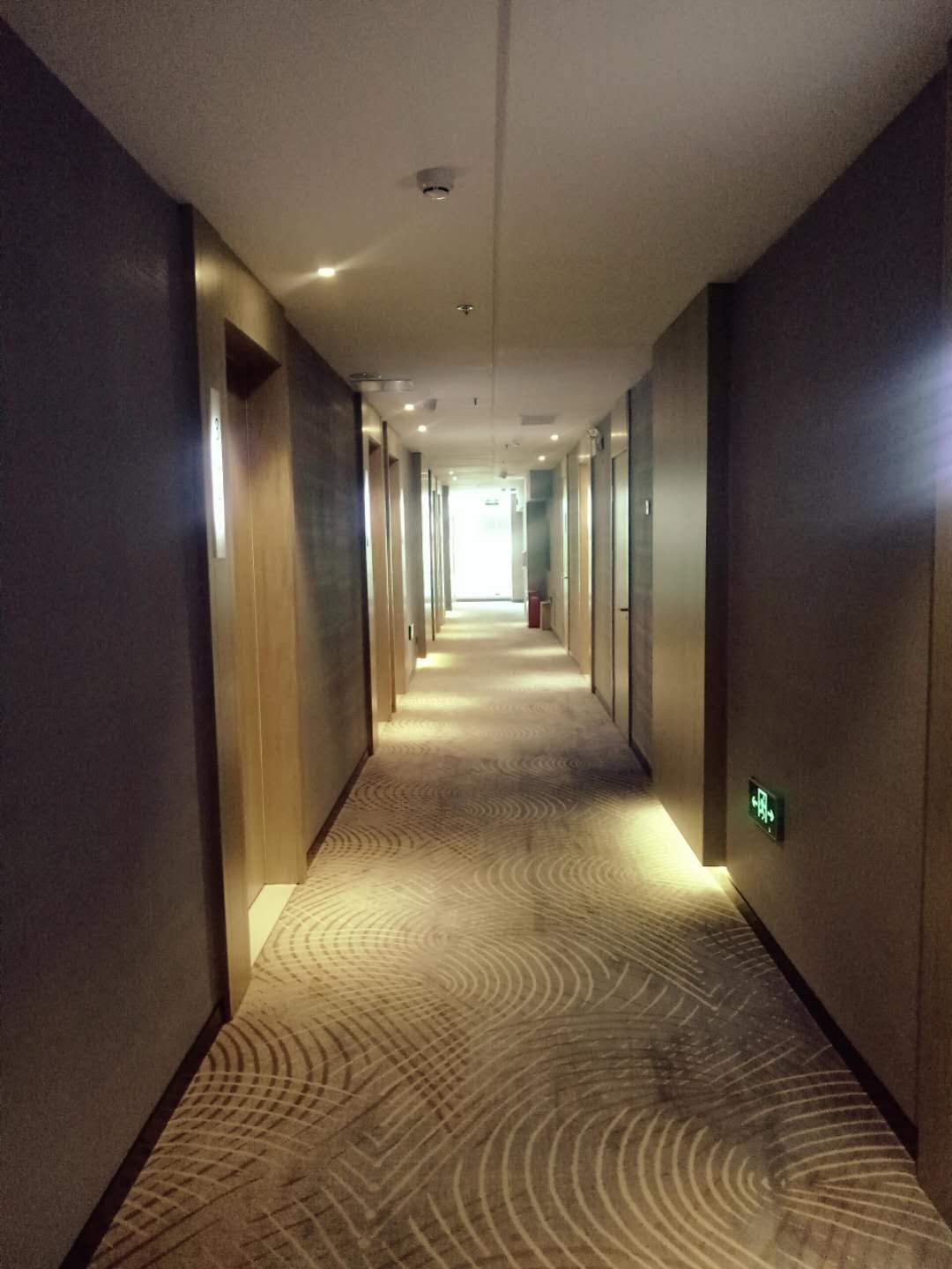 Echarm Hotel (Beijing Yizhuang) 3*
