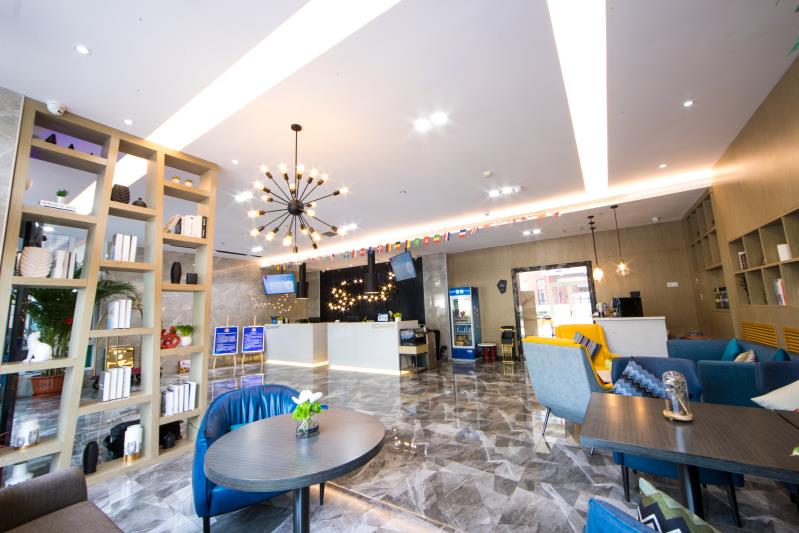 Echarm Hotel (Beijing Yizhuang) 3*