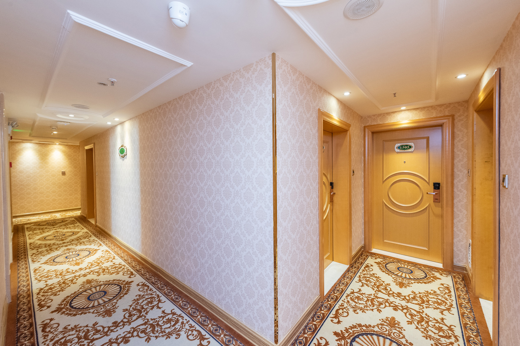 Vienna International Hotel (Beihai Yintan Wanda) 3*