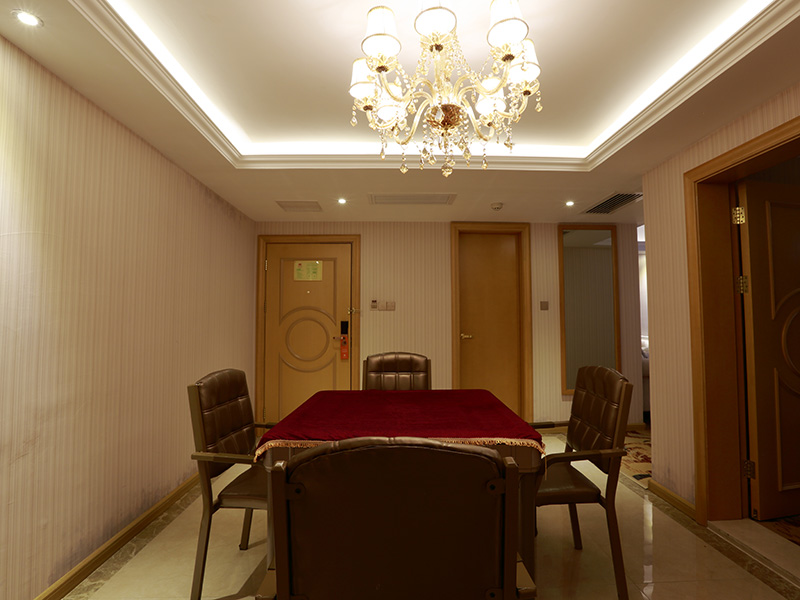 Vienna International Hotel (Beihai Yintan Wanda) 3*
