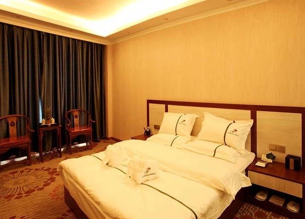 Dian Cang Man Tuo Manor Hotel 2*