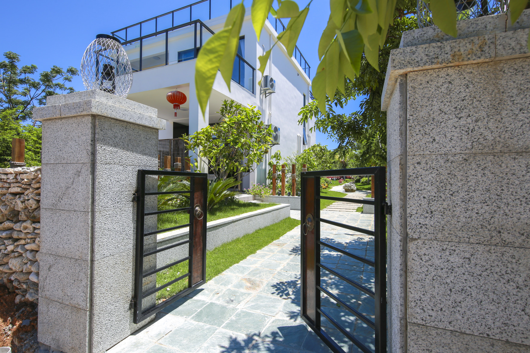 West Island Yard Boutique Hotel (Sanya West Island Scenic Area) 4*