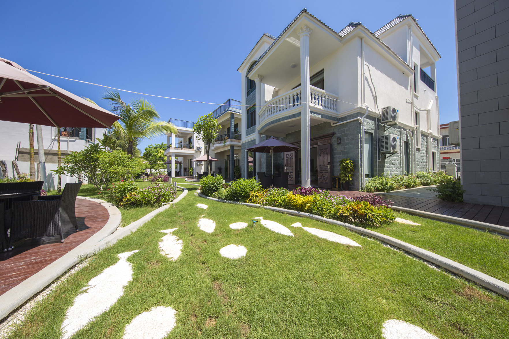 West Island Yard Boutique Hotel (Sanya West Island Scenic Area) 4*