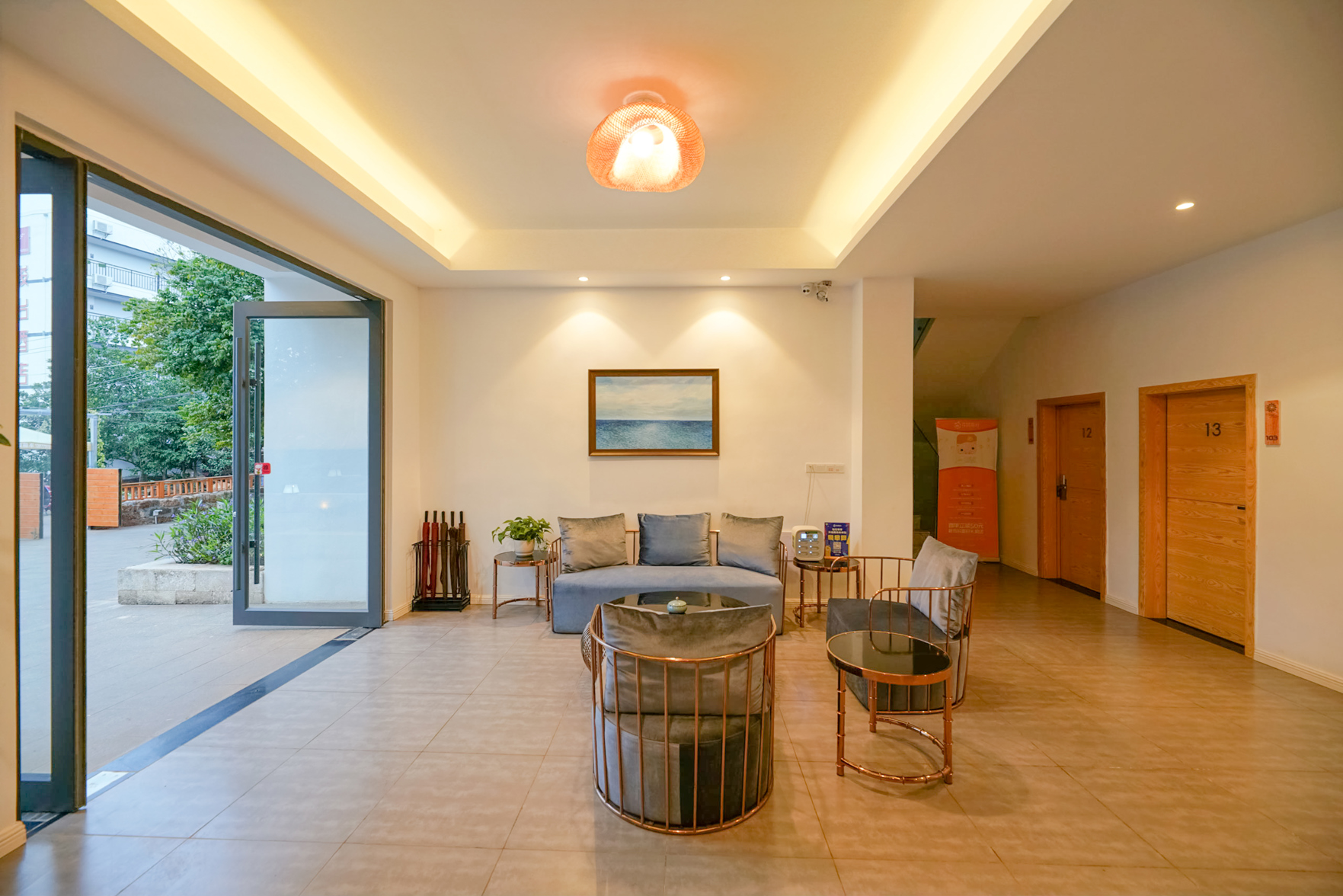 Floral Hotel · Beihai Weizhouli Hotel 2*