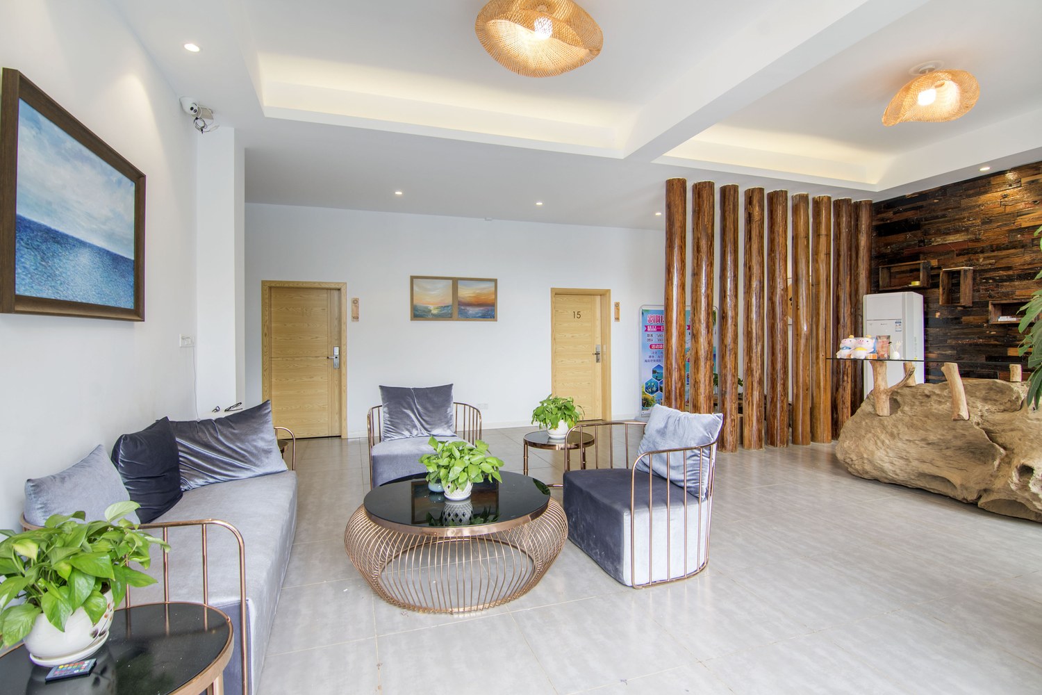 Floral Hotel · Beihai Weizhouli Hotel 2*