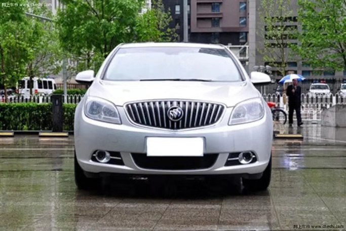 Vienna Hotel (Beihai High-Speed Railway Station Branch) 3*