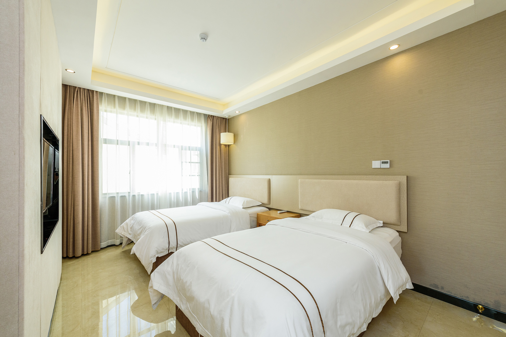 Fairyland Hotel (Beihai Old Street) 3*