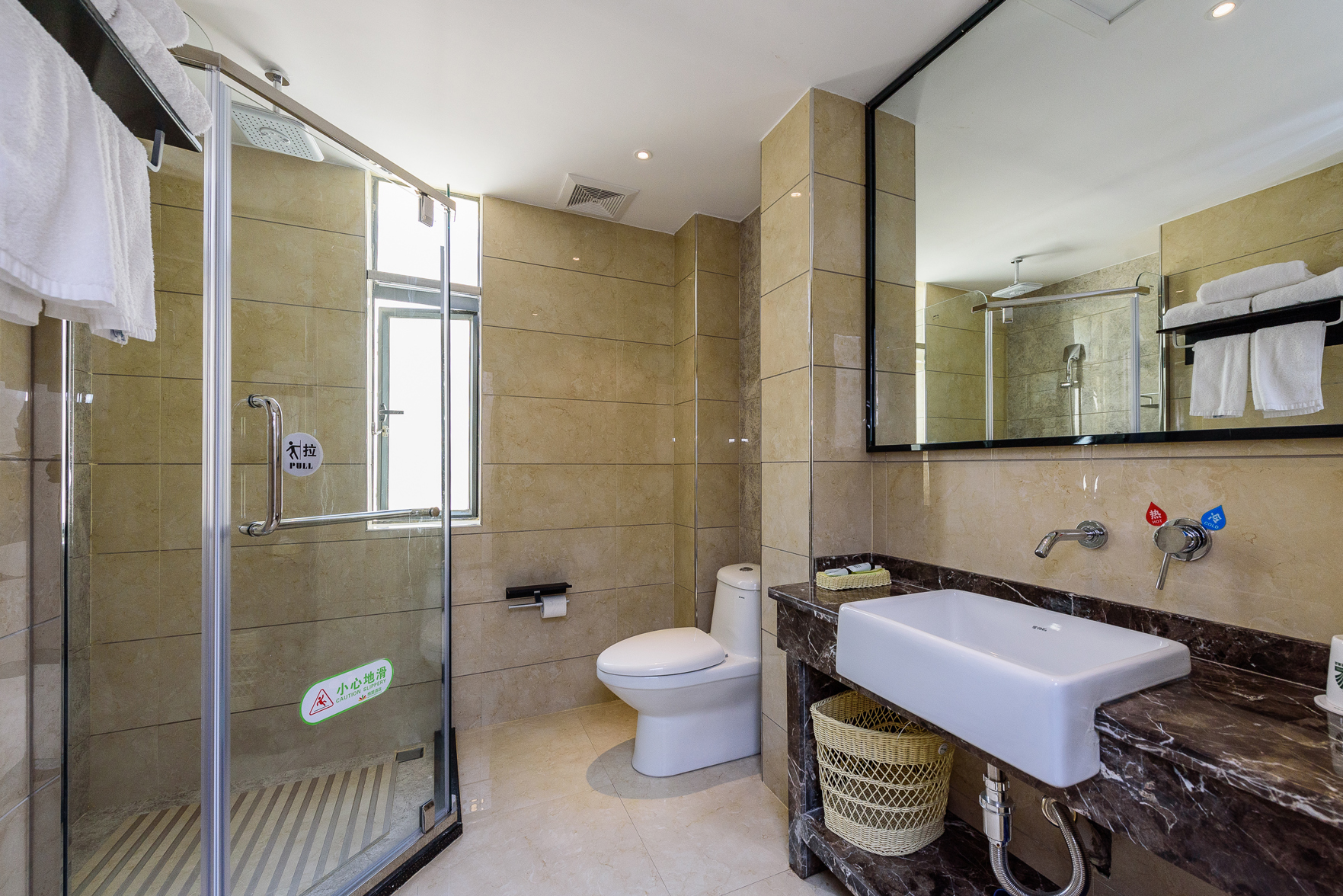 Fairyland Hotel (Beihai Old Street) 3*