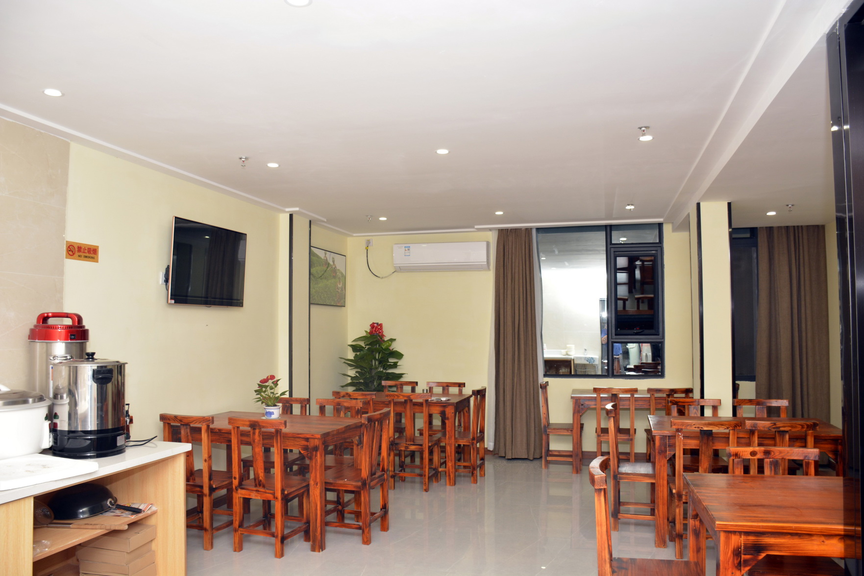 Yeste Hotel (Nanning Wuwei Airport) 2*