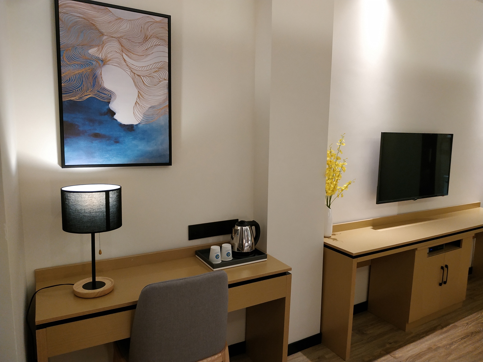 Haishangju Hotel 2*