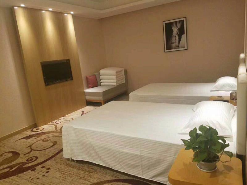 Shengtang International Hotel 4*