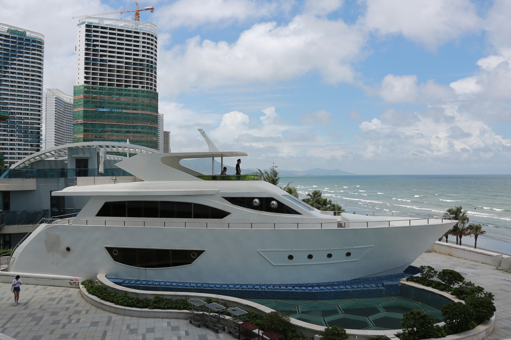 AIHM International Hotel 5*