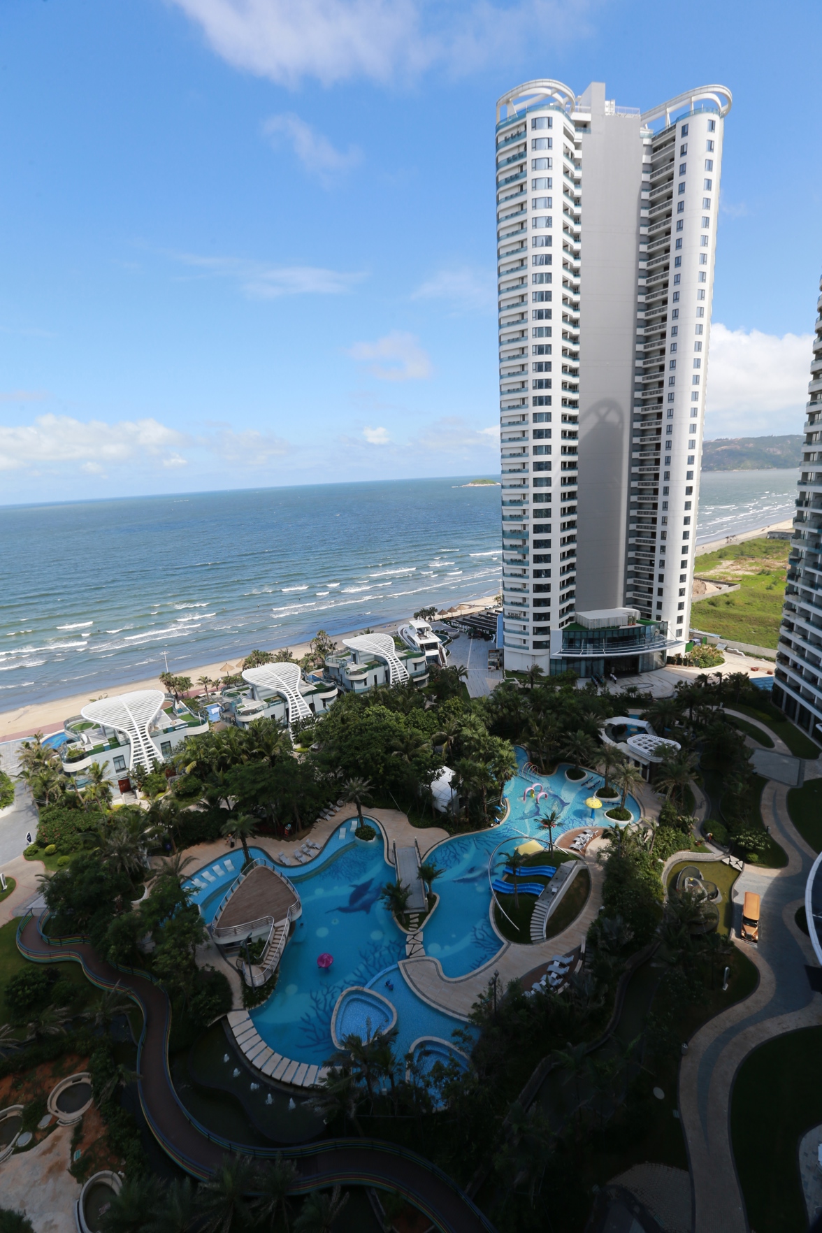 AIHM International Hotel 5*