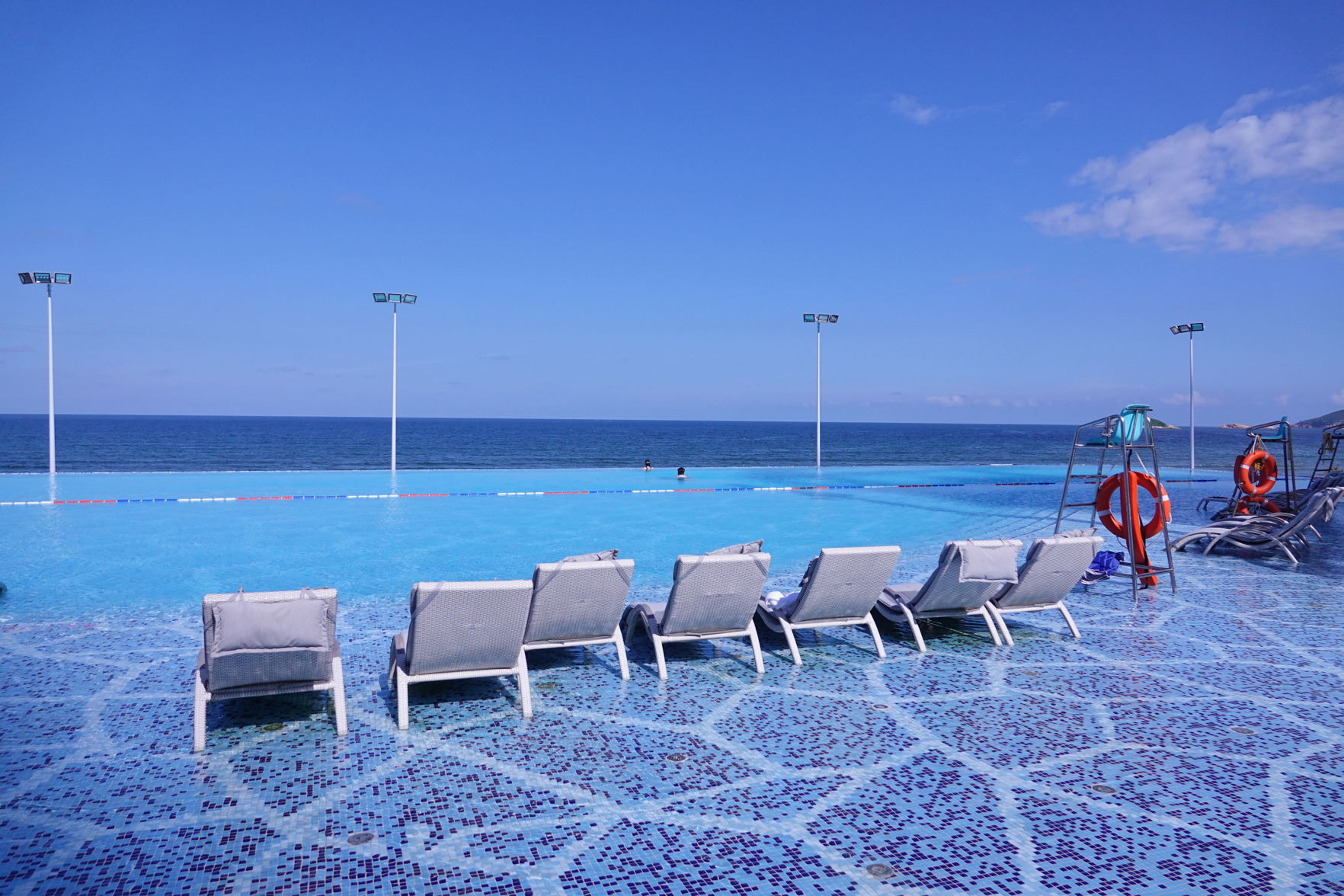 AIHM International Hotel 5*